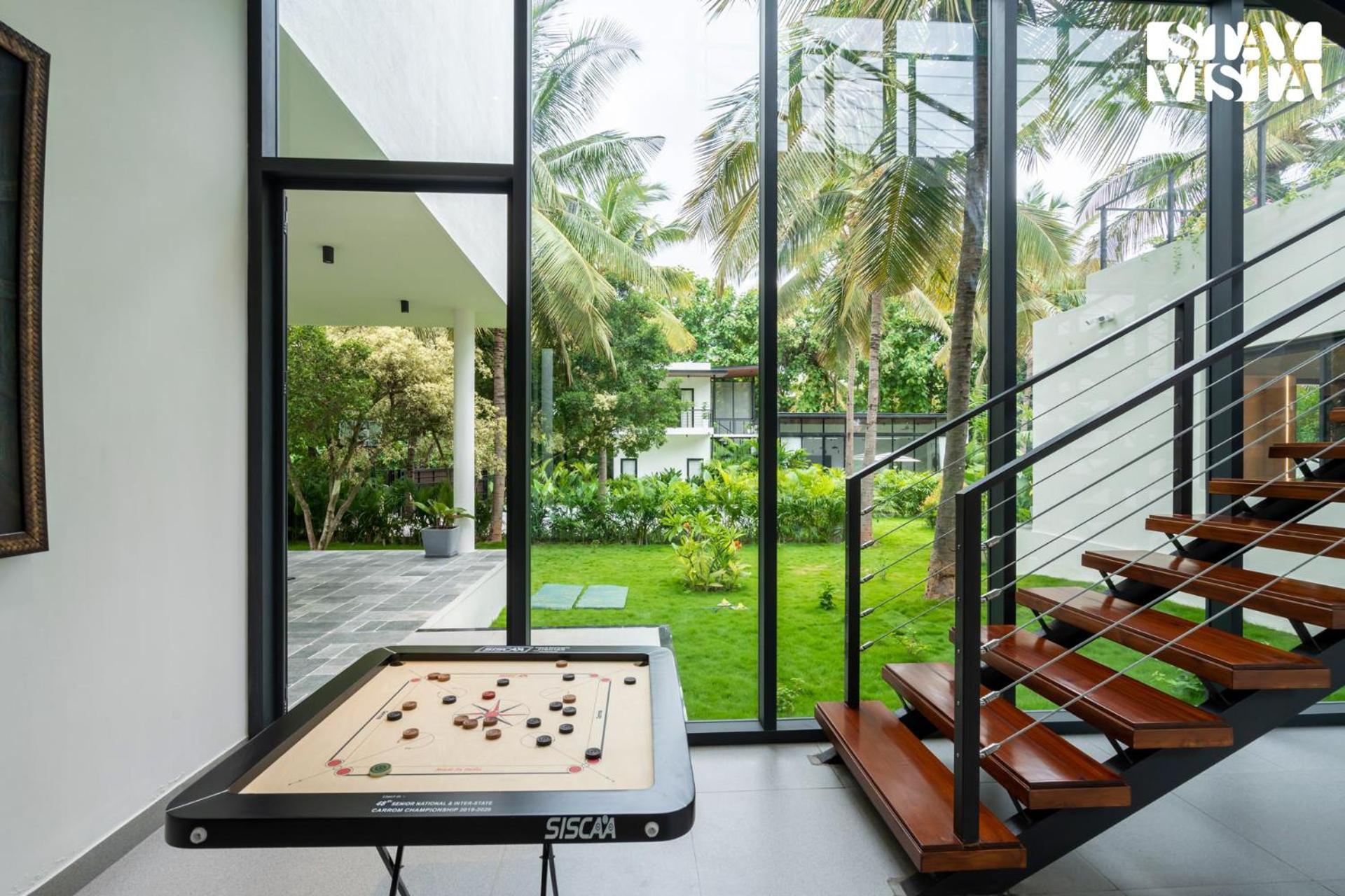 Stayvista At M Villa With Breakfast Included バンガロール エクステリア 写真